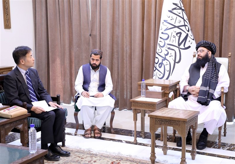 طالبان خواستار برداشته شدن محدودیتهای بانکی افغانستان شد