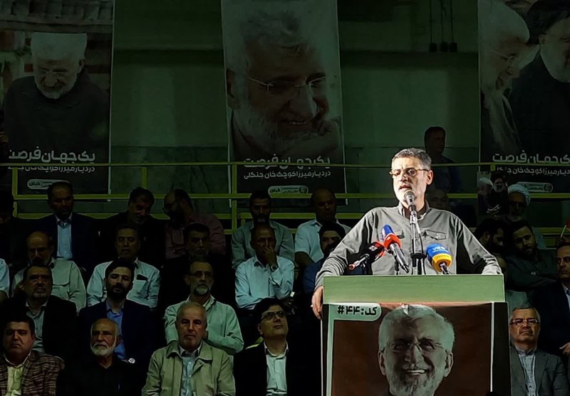 قاضیزاده: برخیها میخواهند حل مسائل را به آمریکا بسپارند