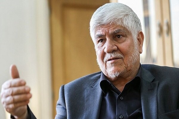 محمد هاشمی: پزشکیان شفاف بود/ جلیلی قشر خاکستری را نگران میکند