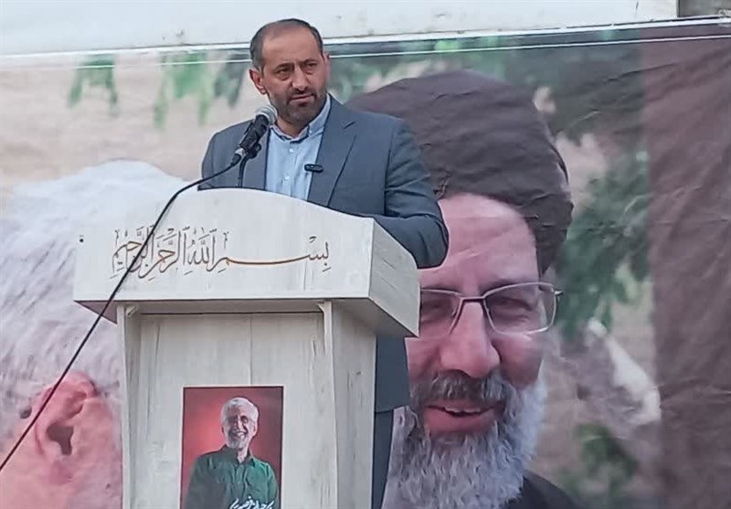 مردم به جریانی رای دهند که از کشورهای غربی نمیترسد