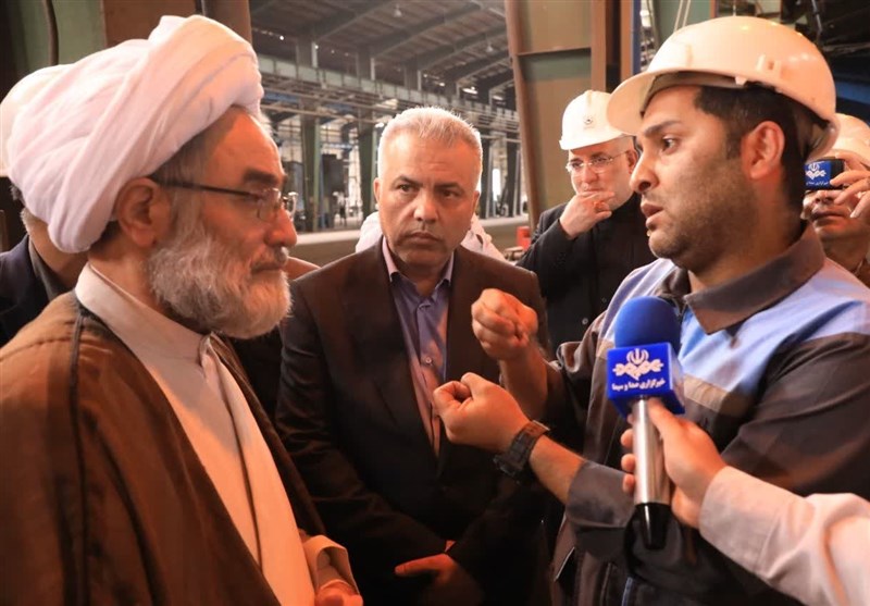 مسئولان گامهای موثری برای حل مشکلات جامعه کارگری بردارند