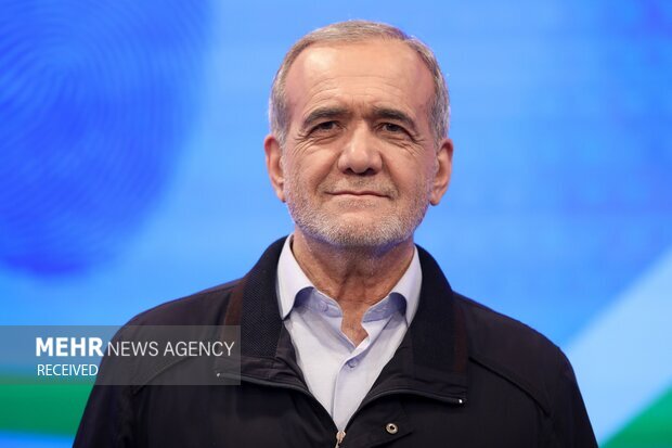 «منظور» با پزشکیان دیدار و گفتوگو کرد