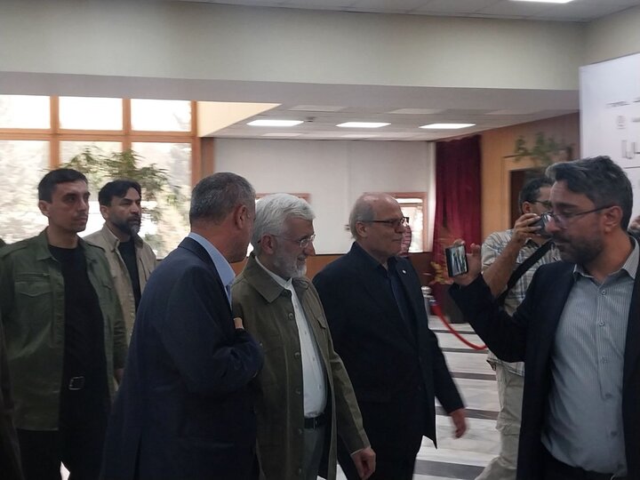 نشست جلیلی با فعالان اقتصاد دیجیتال آغاز شد