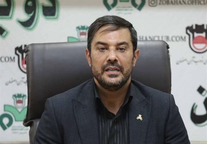 نکیسا: استانداردسازی ورزشگاه فولادشهر آغاز شد