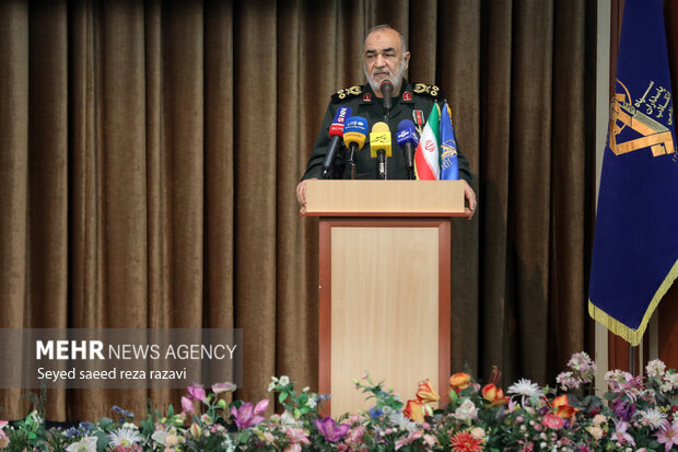 نیروی دریایی سپاه با نوسازی قدرت، مدام شکل جدیدی به خود میگیرد