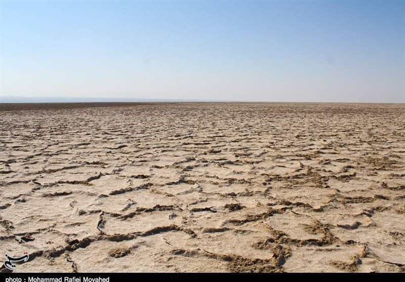 هشدار به بخش مرکزی ایران؛ گردوخاکهای نمکی در راهند
