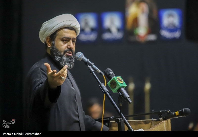 همایش دانشآموزان «احلی من العسل» در اهواز برگزار شد+ عکس