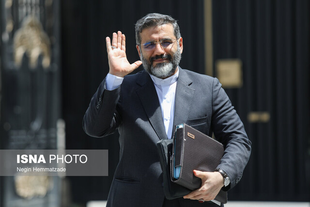 وزیر فرهنگ: به دانشگاه برمیگردم