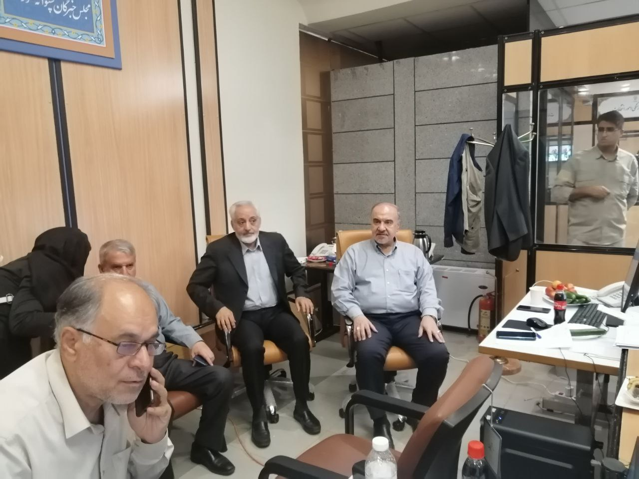 گفتوگوی خبرنگاران با نمایندگان دو نامزد انتخاباتی