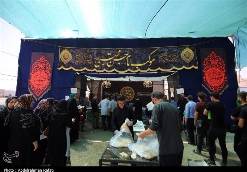 150 هزار خادم در 170 موکب همدان خدمترسانی میکنند