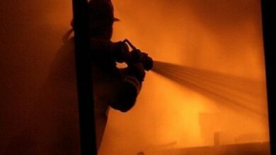 آتشسوزی گسترده در یک برج در لندن/ اطفای حریق ادامه دارد+ فیلم