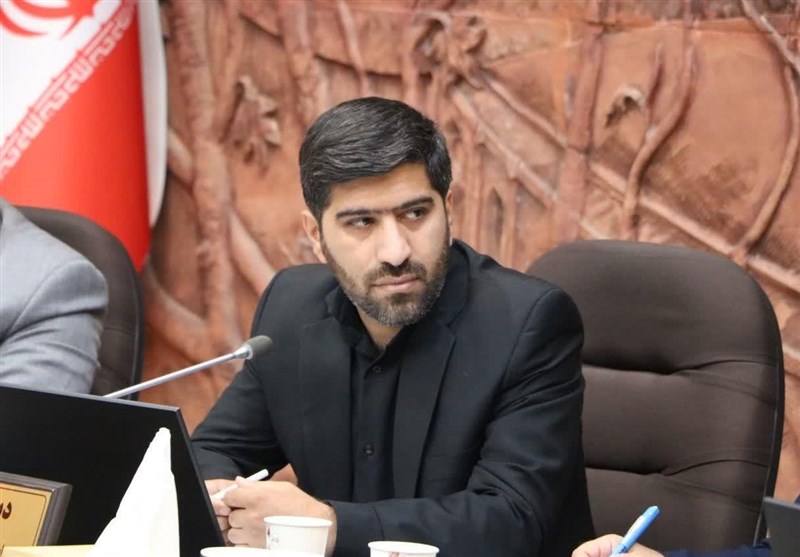 اجرای پروژههای فضای سبز تبریز با یک شرکت امکانپذیر نیست