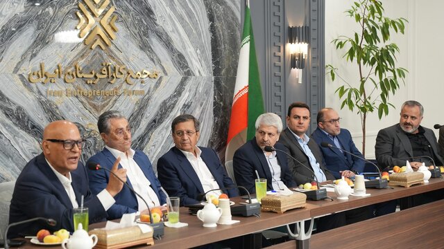 افزایش اعتماد حاکمیت به بخش خصوصی/ دولت چهاردهم فکری به حال بانکها کند