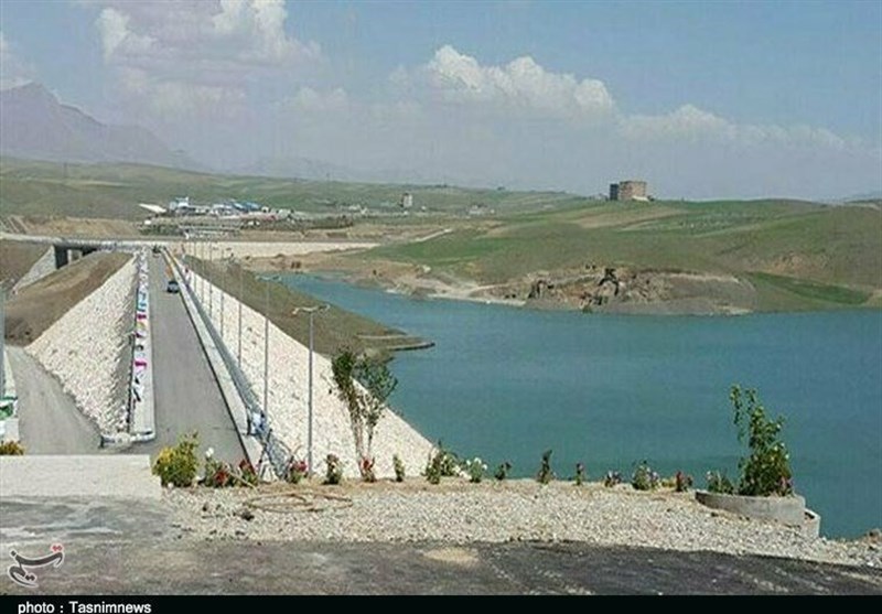 انتقال غیرقانونی آب از چاههای کشاورزی به خارج از الیگودرز