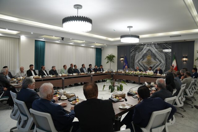 تحریمها بلای جان کشور شده است/ تعریف سازوکار برای بخش خصوصی ضروری است