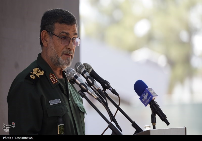 دریادار تنگسیری: نقطهزنی تسلیحات سپاه افزایش یافت