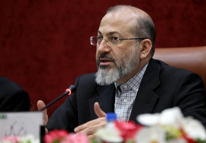 دستغیب: باید گزارشی دقیق درباره حقوقهای نامتعارف تهیه شود