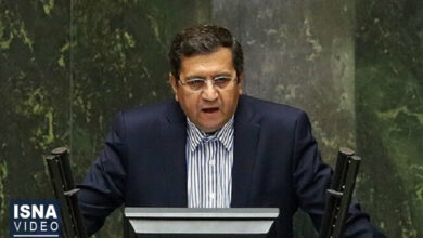 سیگنالهای مثبت وزیر اقتصاد به بازار سرمایه/ بورس باید سمبل اعتماد سهامداران باشد