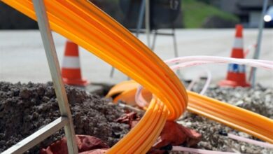 شهرداریهای کرمان همکاری خوبی با اجرای پروژه فیبرنوری ندارند