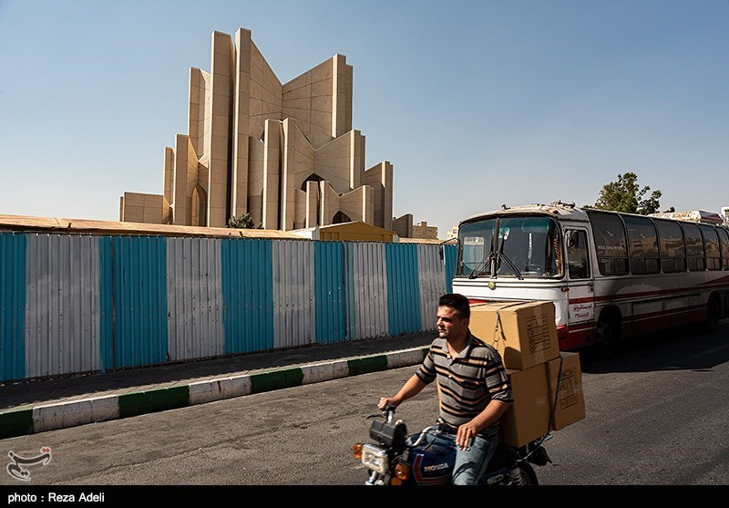 مقبرةالشعرای تبریز تا روز شعر و ادب فارسی به سامان میرسد؟