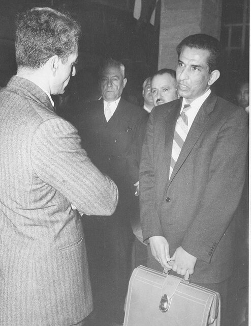 نخستوزیر «جمشید»