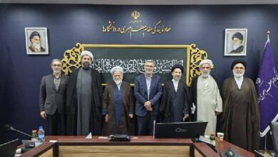 نشست مشترک ظفرقندی با شورای نهاد نمایندگی رهبری در دانشگاه