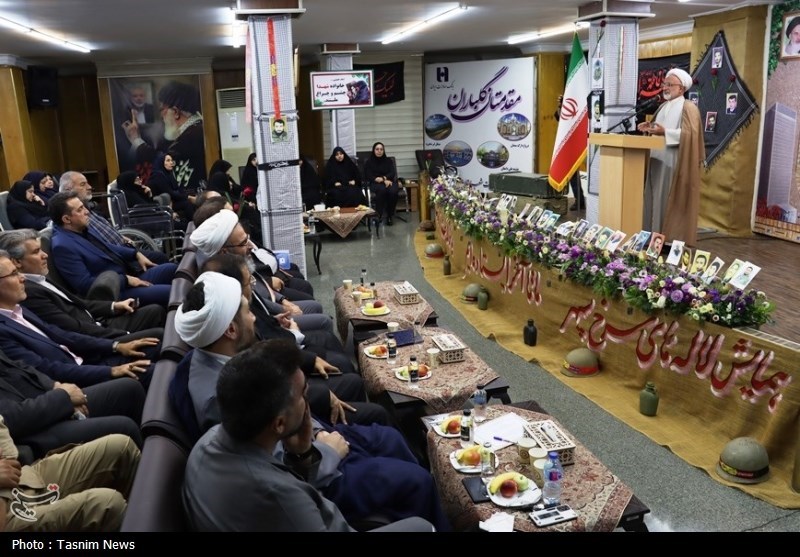 همایش ملی لالههای سرخ سپهر در استان سمنان برگزار شد