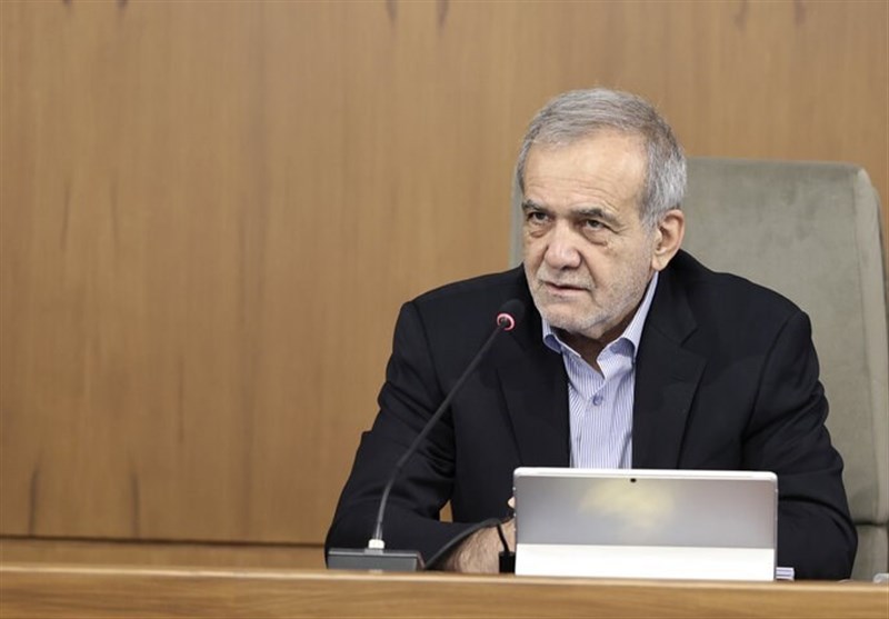 پزشکیان: باید به نخبگانمان احترام بگذاریم