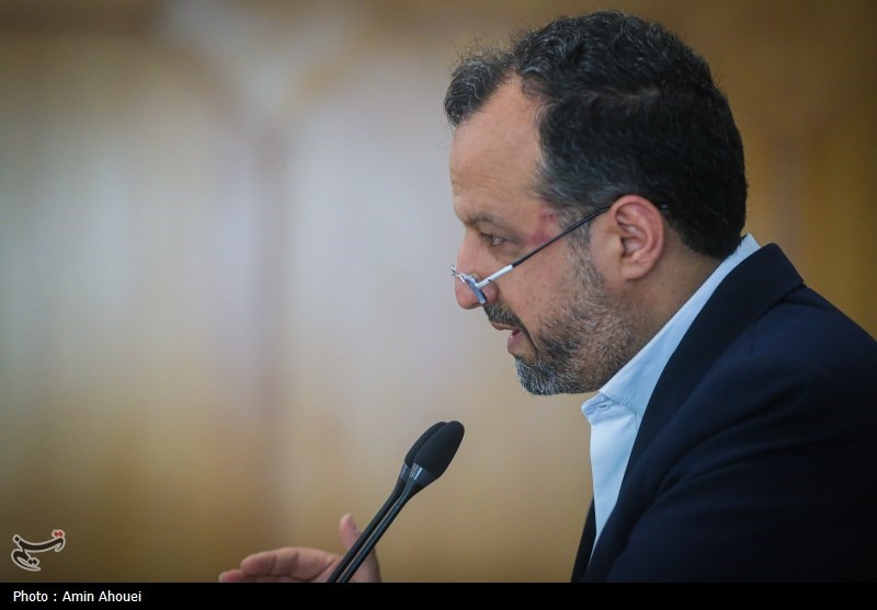 پیام تبریک وزیر اقتصاد به مناسبت روز خبرنگار