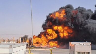 آتشسوزی گسترده در انبار موادغذایی شهرک صنعتی فارس