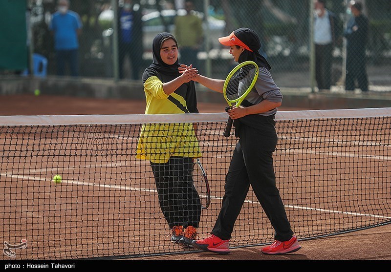 آغاز نخستین دوره رقابتهای قهرمانی بانوان کارگر کشور