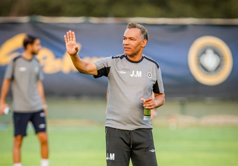 انتخاب مورایس به عنوان مربی ماه