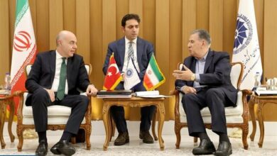 ایران و ترکیه روی سرمایهگذاری مشترک متمرکز شوند