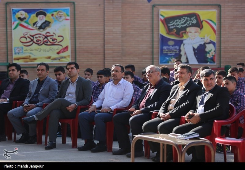 با علم و دانش میتوان به ایران قوی رسید