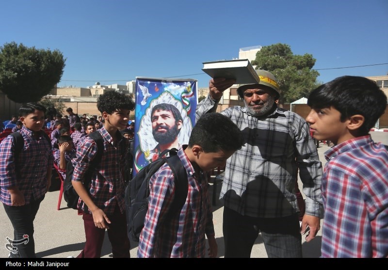 با علم و دانش میتوان به ایران قوی رسید