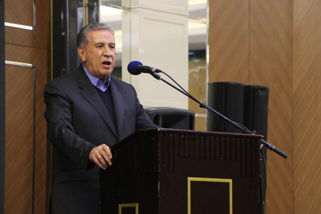 بخشی از حقوق معدنی را به زیرساختهای این بخش اختصاص دهید