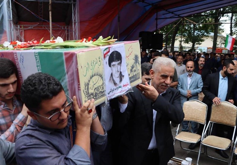 تشییع پیکر شهید تازه تفحصشده در ماسال + تصاویر