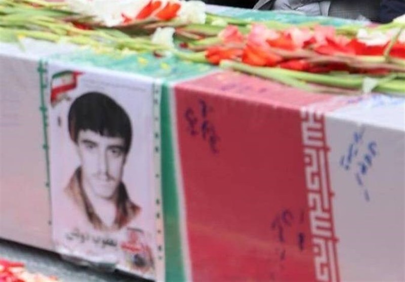 تشییع پیکر شهید تازه تفحصشده در ماسال + تصاویر