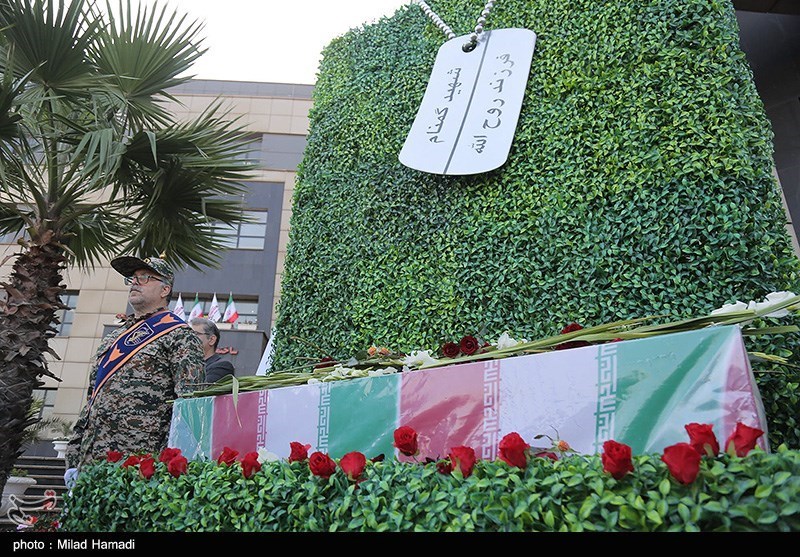 تشییع پیکر شهید "شمآقایی" پس از 42 سال فراق + فیلم