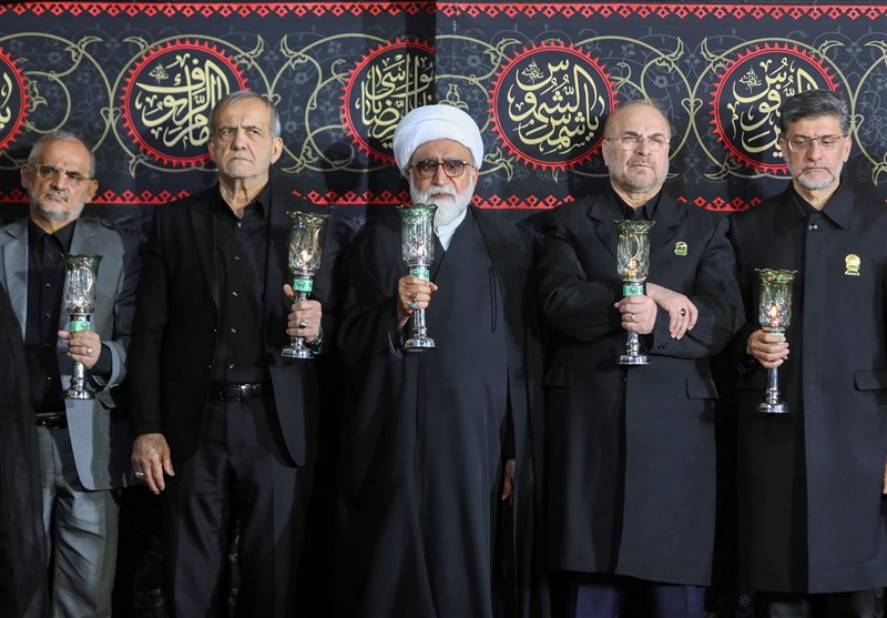 تصاویر خطبهخوانی شب شهادت امام رضا(ع) در بارگاه منور رضوی