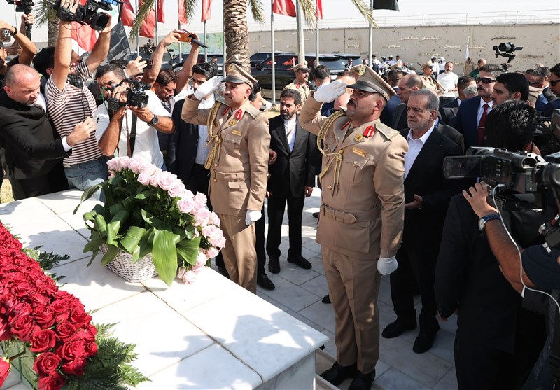 حضور پزشکیان در محل شهادت حاجقاسم و ابومهدی