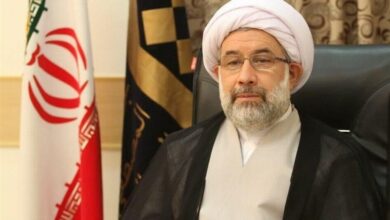 علوم انسانی با نگاه مادی در خدمت سلطهگران است