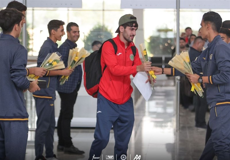 علیشر توختائف: سربلند به خانه بر میگردیم