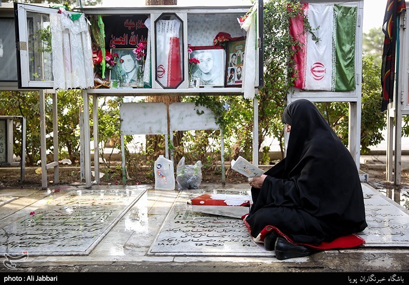 لزوم ارائه طرحهای مادر و دختری برای تربیت نسل ظهور