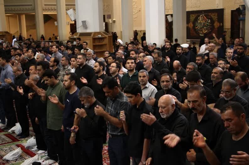 مراسم سوگواری شهادت امام رضا در حرم شاهچراغ (ع) + تصاویر