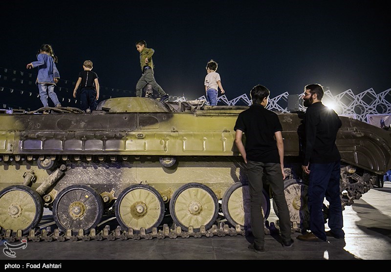 نمایشگاه "یاد یاران" جهت انتقال ارزشهای دفاع مقدس به جوانان