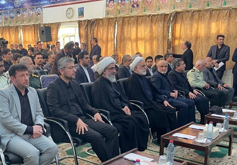 واگذاری اسناد اراضی مردم آبپخش بوشهر با حضور رئیس قضا