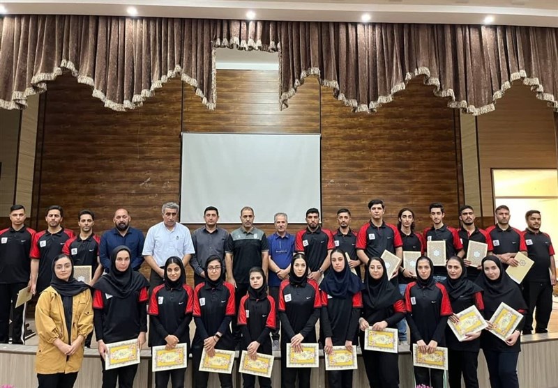 کلاس داوری درجه 3 فوتسال در اردستان برگزار شد