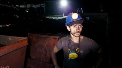 گروههای تخصصی چه زمانی به محبوسین در معدن میرسند؟