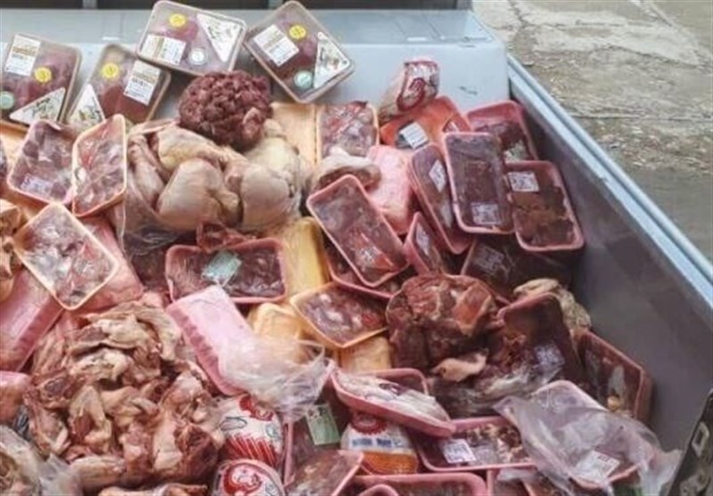 32 تن فرآورده غیربهداشتی دام در بوشهر معدوم شد